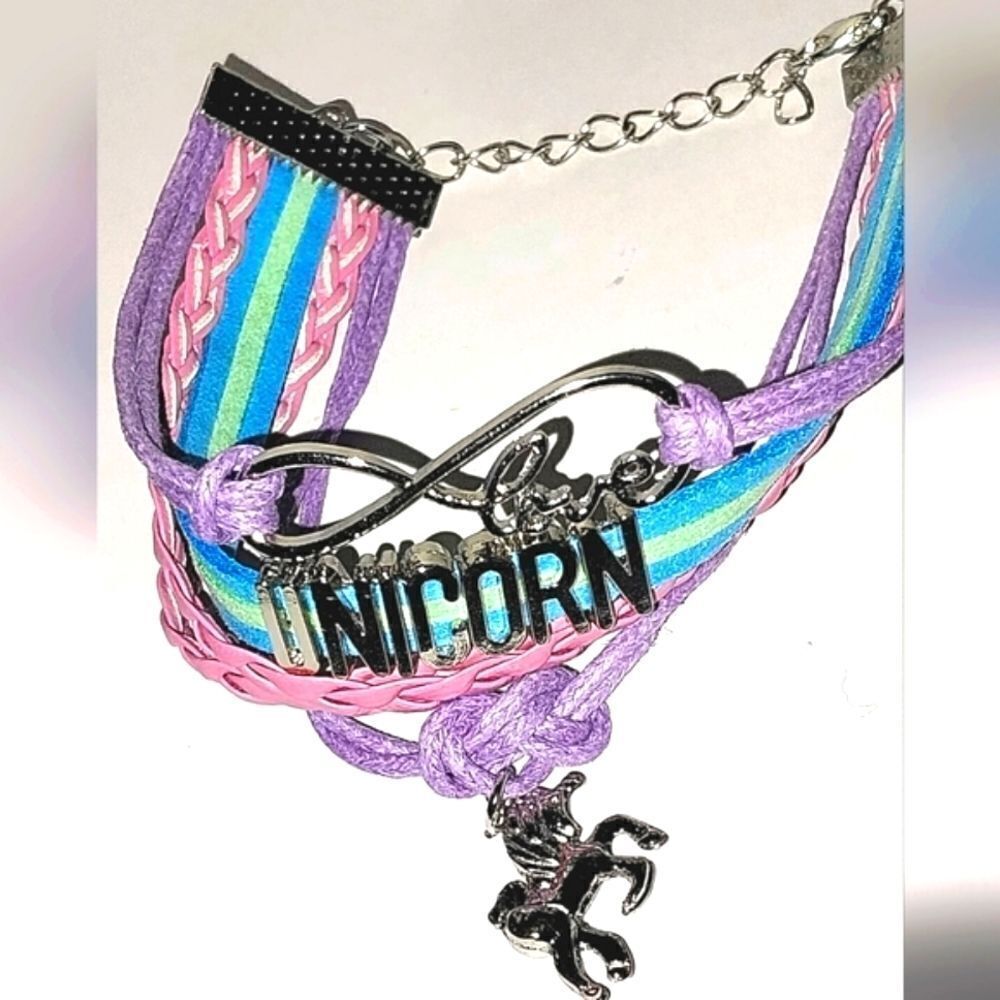 Hand crafted, horse shaped unicorn stackable bracelet - Picture 10 of 10